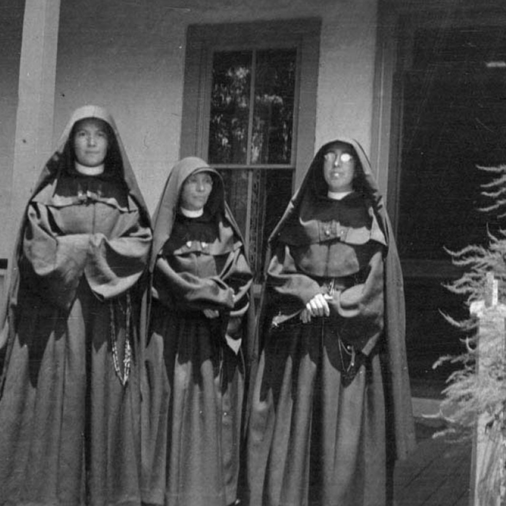 Mother Magdalen and the Sisters of Loretto.