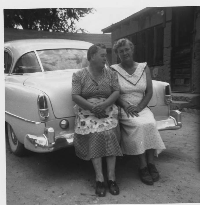 Dulcelina Salce Curtis with Corrales neighbor Roberta Targhetta.